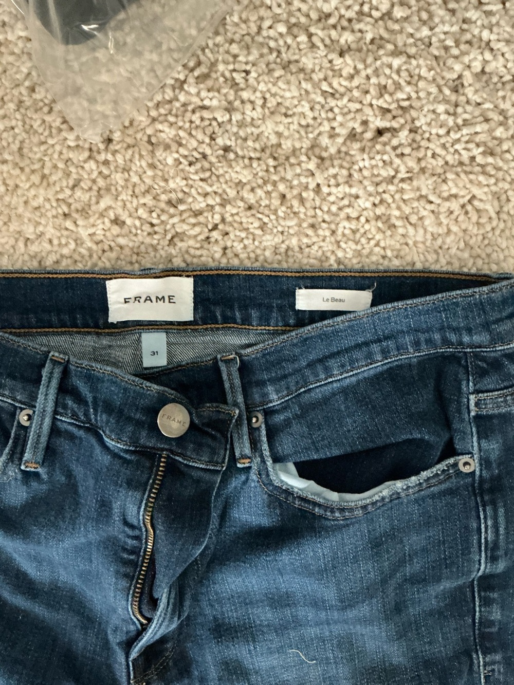 Frame Le Beau Boyfriend Jeans
Size 31 - Picture 2 of 3